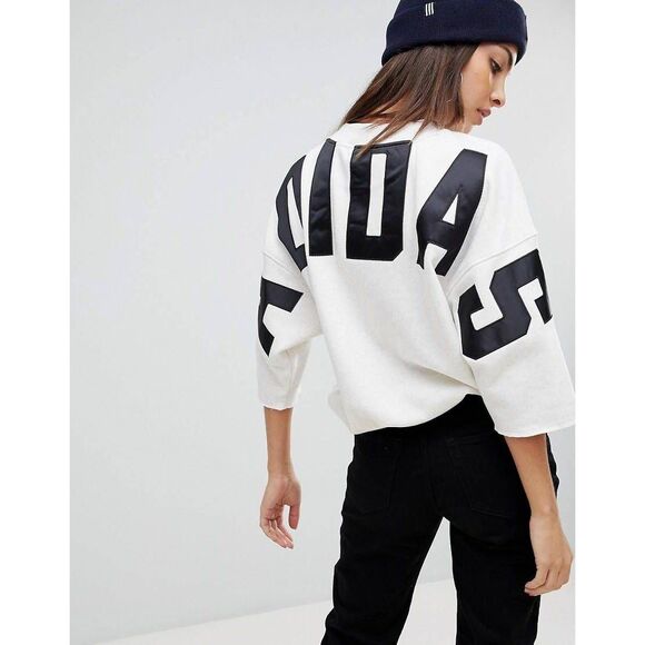 ADIDAS S oversized graphic sweatshirt - Picture 2 of 8